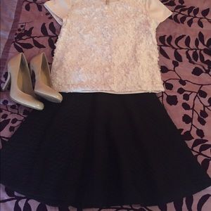 Lauren Conrad flounce skirt size xs