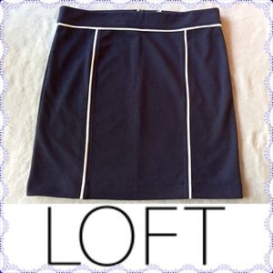 Ann Taylor LOFT navy pencil skirt