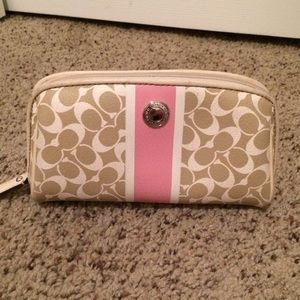 Coach makeup bag