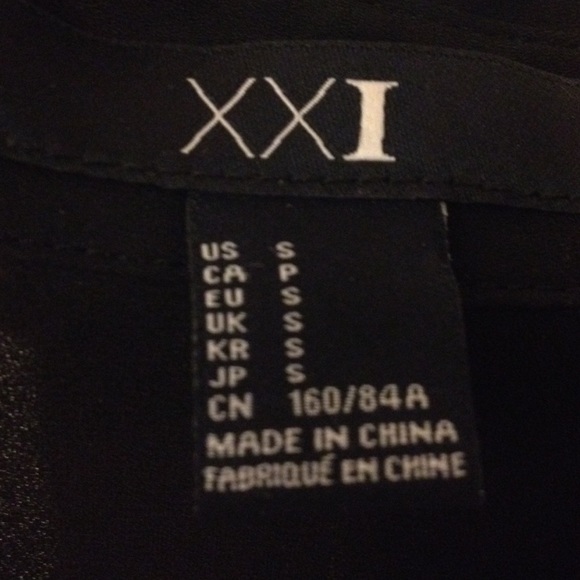 Top - Picture 3 of 3