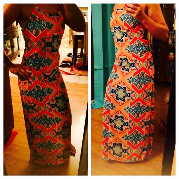 Aztec Print Maxi - Picture 3 of 4