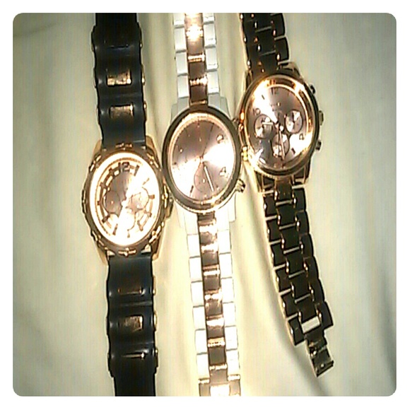 3 working aeropostale watches.