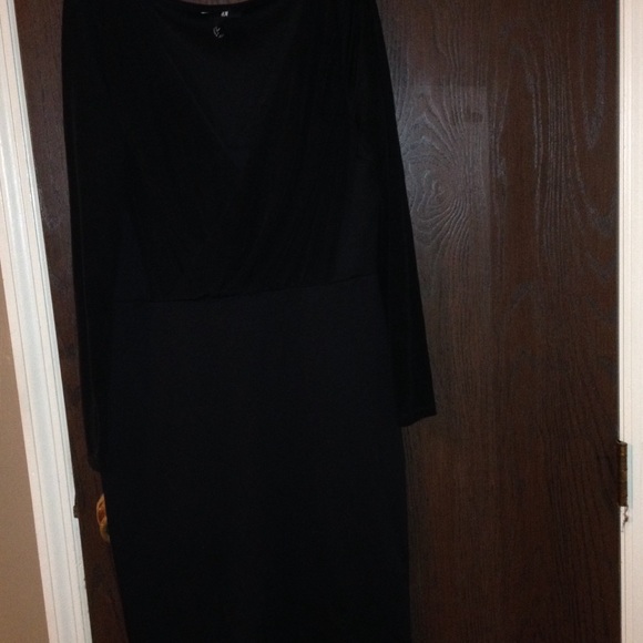 Black H&M dress