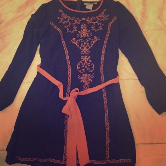 Navy blue long sleeved dress
