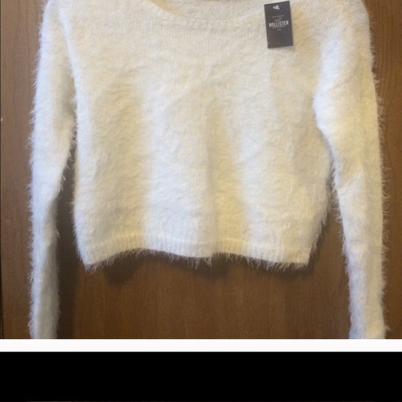 Small hollister fuzzy sweater