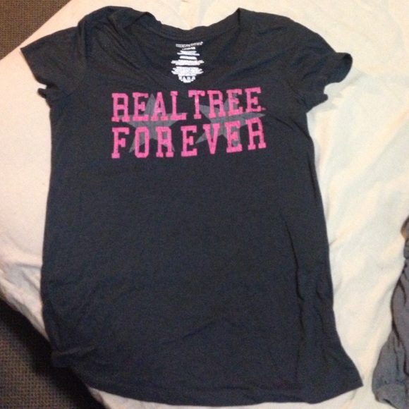 Tee shirt