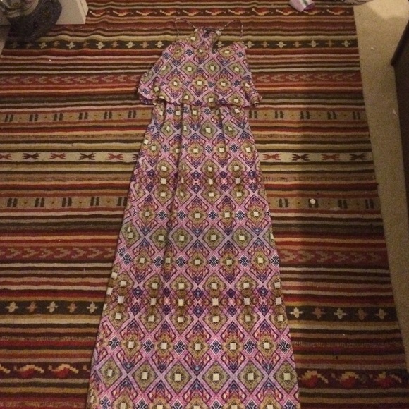 Long dress. - Picture 1 of 2