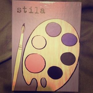 Stila eyeshadow palette