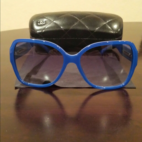 New Authentic Chanel 5230Q Sunglasses