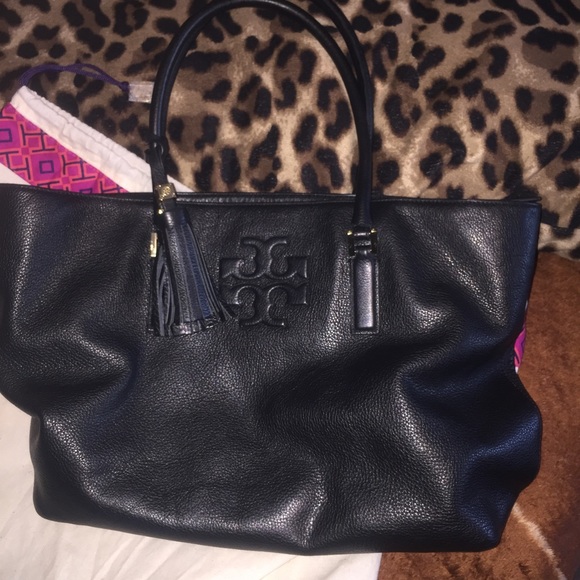 SOLD!!!Dimensions  on tory tote - Picture 1 of 4