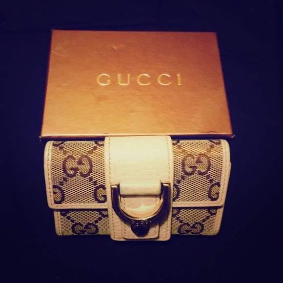 Authentic Gucci key pouch!!