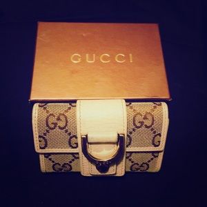 Authentic Gucci key pouch!!