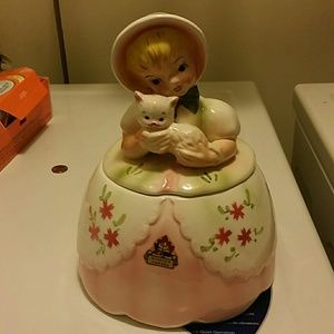 Windsor Canada made in Japan cookie jar