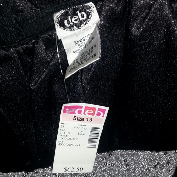 Dress - Picture 2 of 4