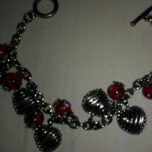 Handmade ladybug bracket - Picture 2 of 2