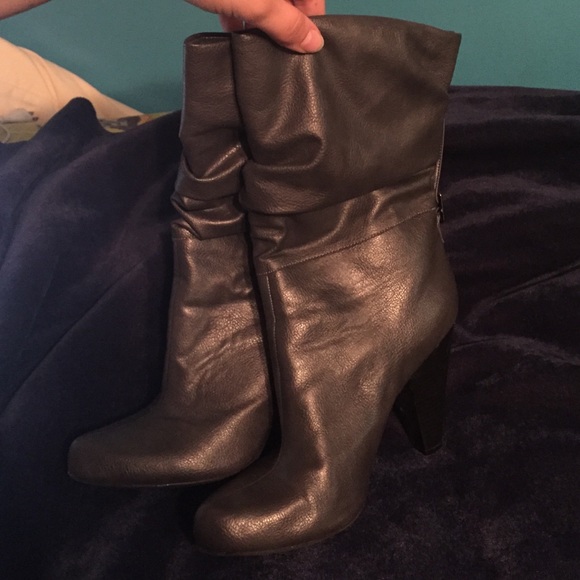 Gray Heeled Boots - Picture 2 of 4
