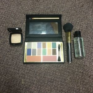 Elizabeth Arden Make up kit