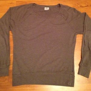 🎀Gray vs long sleeved shirt 🎀