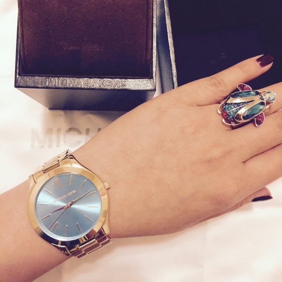 💕💕 BUNDLE 💕💕 MK Slim Runway Goldtone Watch - Picture 4 of 4