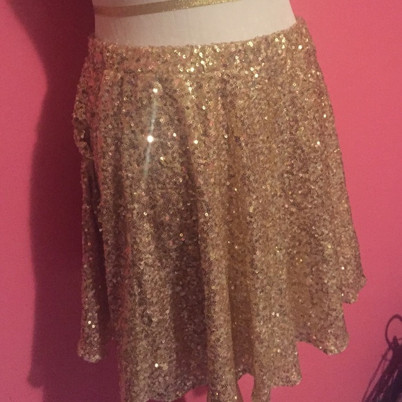 Gold Sequin Skirt - Picture 2 of 4