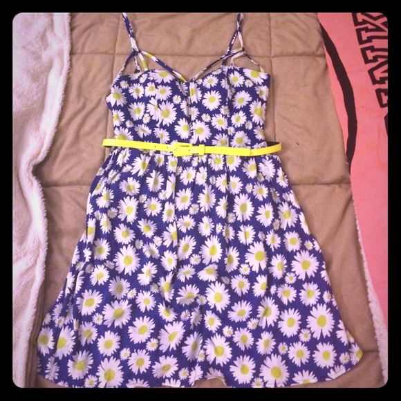 Blue/daisy sundress