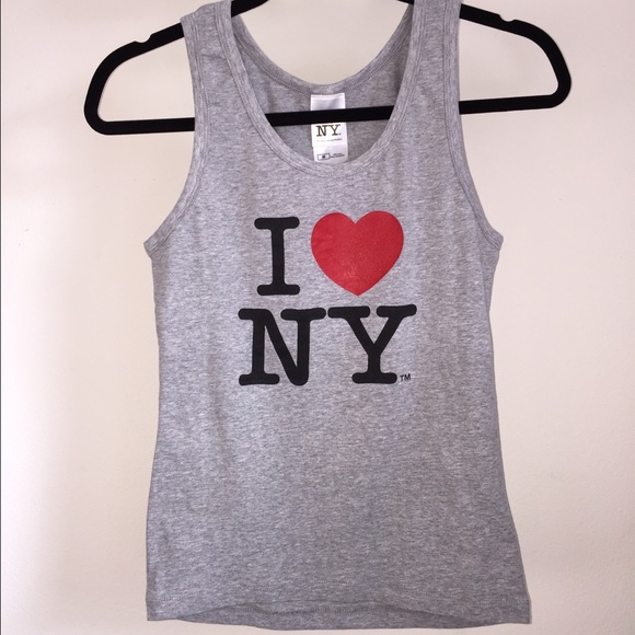⛔️SOLD⛔️Tee