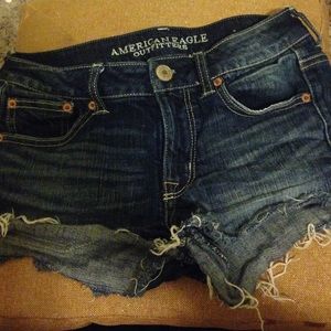 Shortie short cut off American Eagle shorts