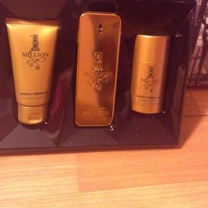 1 millon men are perfume set