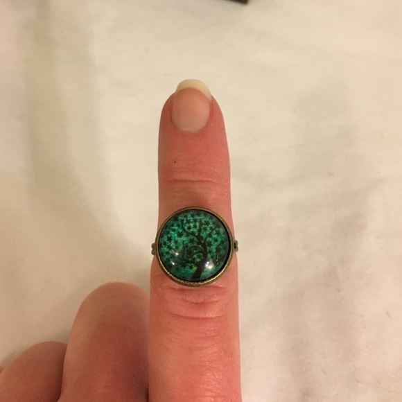 SOLD OUT - Picture 2 of 4