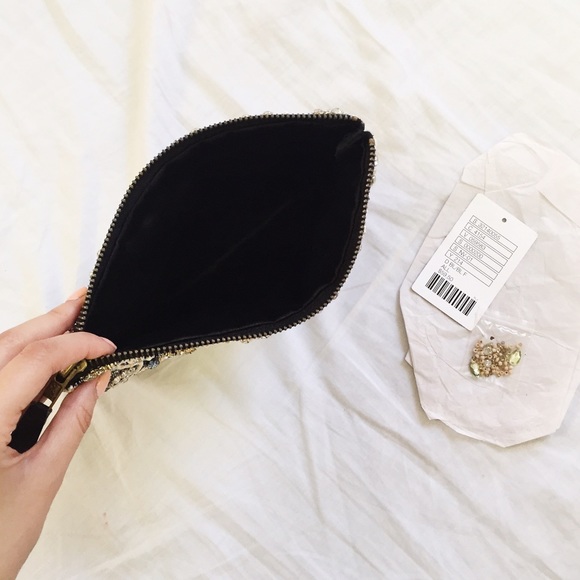 ✖️BUNDLED✖Anthropologie Jeweled Pouch - Picture 4 of 4