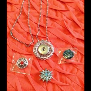 NWOT interchangeable Long Necklace