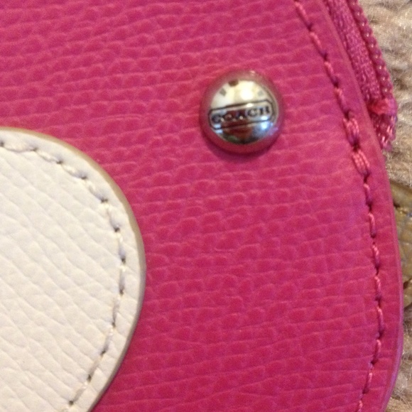 SOLD!!! NWT Coach coin bird purse - Picture 2 of 4