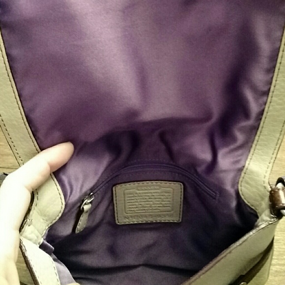 Leather COACH tan shoulder Purse - Picture 4 of 4