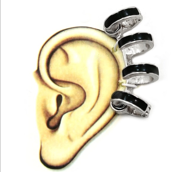 Black and Silver Ear Clip