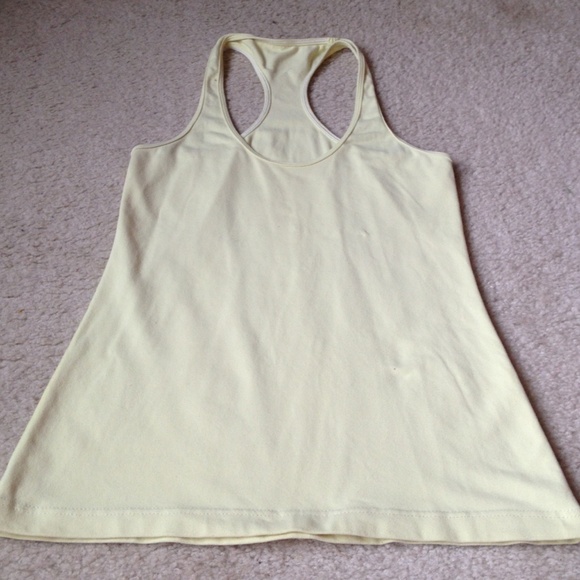 Lululemon yellow size 8 CRB