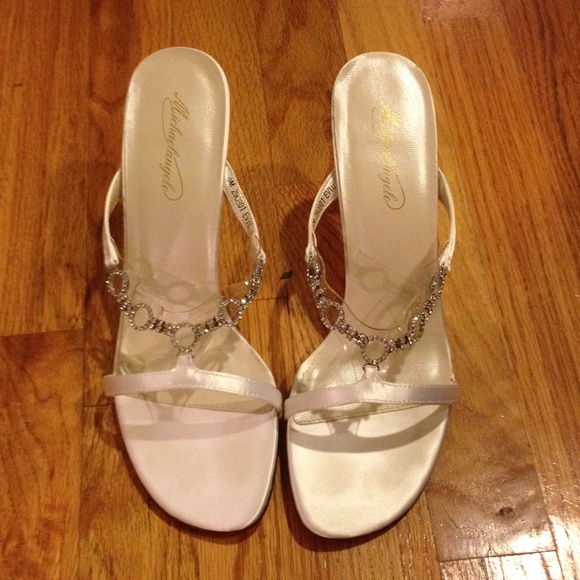Bridal shoes