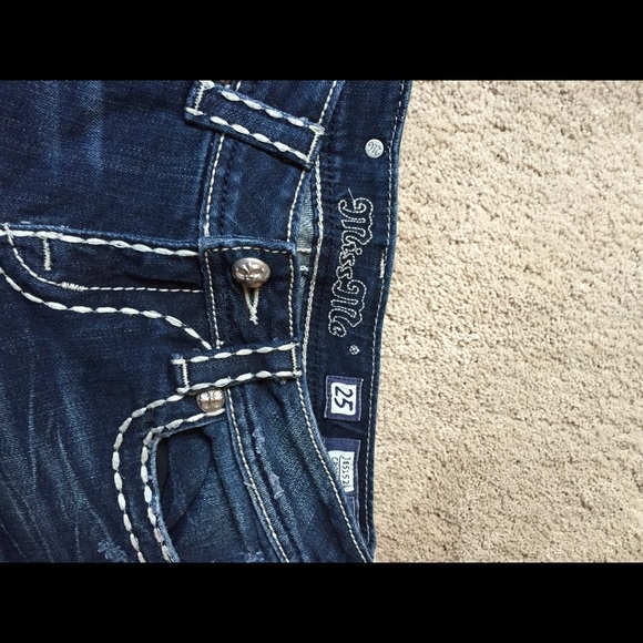 💕sold💕 Miss me cropped capris - Picture 4 of 4