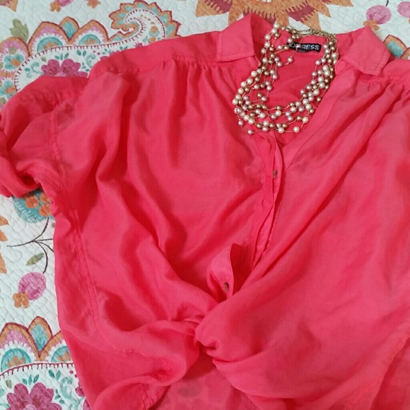 PRICE DROP⬇*Express button up - Picture 2 of 4