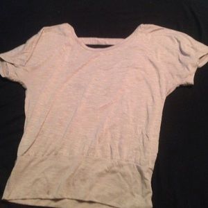 very cute shirt. perfect for a summer dine out.