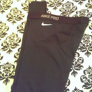 Nike pro skinny pants