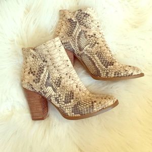 Vine Camuto snakeskin booties