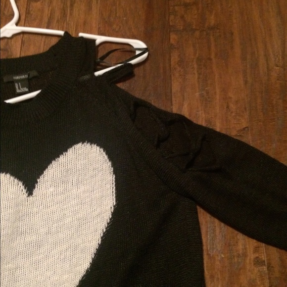 Forever 21 black sweater with cut offs on sleeves - Picture 3 of 3