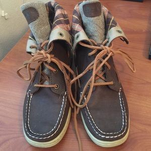 Sperry boots
