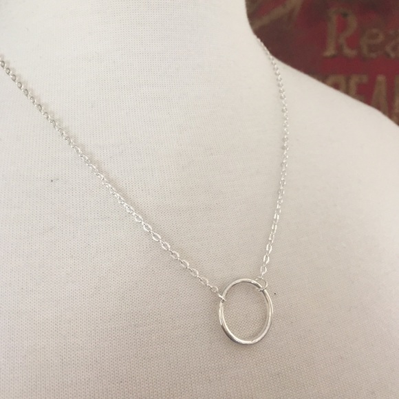 Hannah Beury Jewelry - 1 HOUR SALE‼️Circle Necklace-SILVER