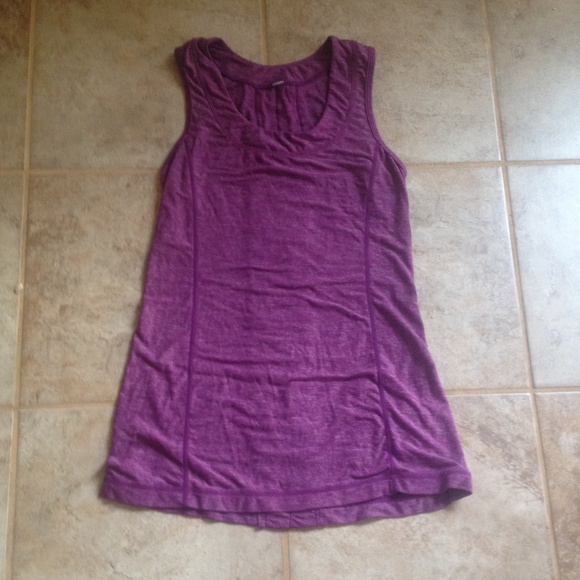 Lululemon purple ruffled tank. Size 4