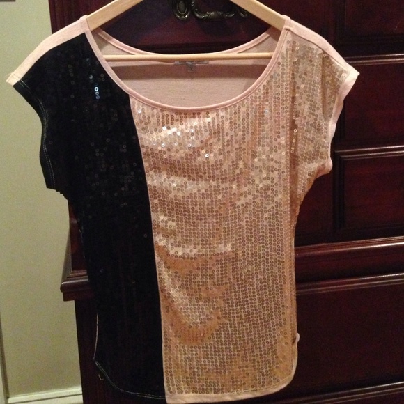 Charlotte Russe XS pink and black sequins top.