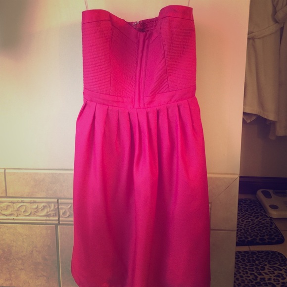 Beautiful pink strapless dress