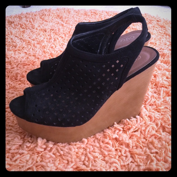 Cato Black Fishnet Peep Toe Wedges