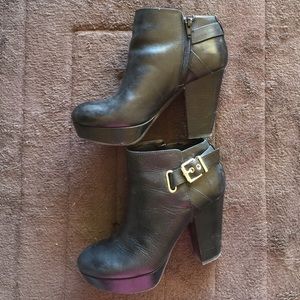 Gianni Bini clog platform boots