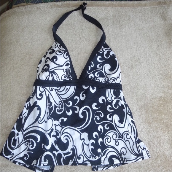 NWT Tankini swim Top with spilt in back $52 Value - Picture 3 of 4